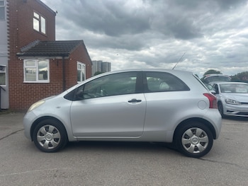 Used Toyota Yaris 2006 for sale - 79384217: Photo