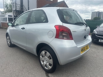 Used Toyota Yaris 2006 for sale - 79384217: Photo