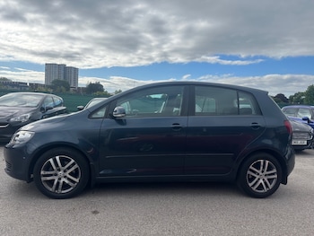 Used Volkswagen Golf Plus 2010 for sale - 79384008: Photo