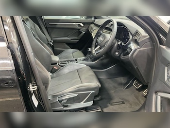 Used Audi Q3 2022 for sale - 77331678: Photo