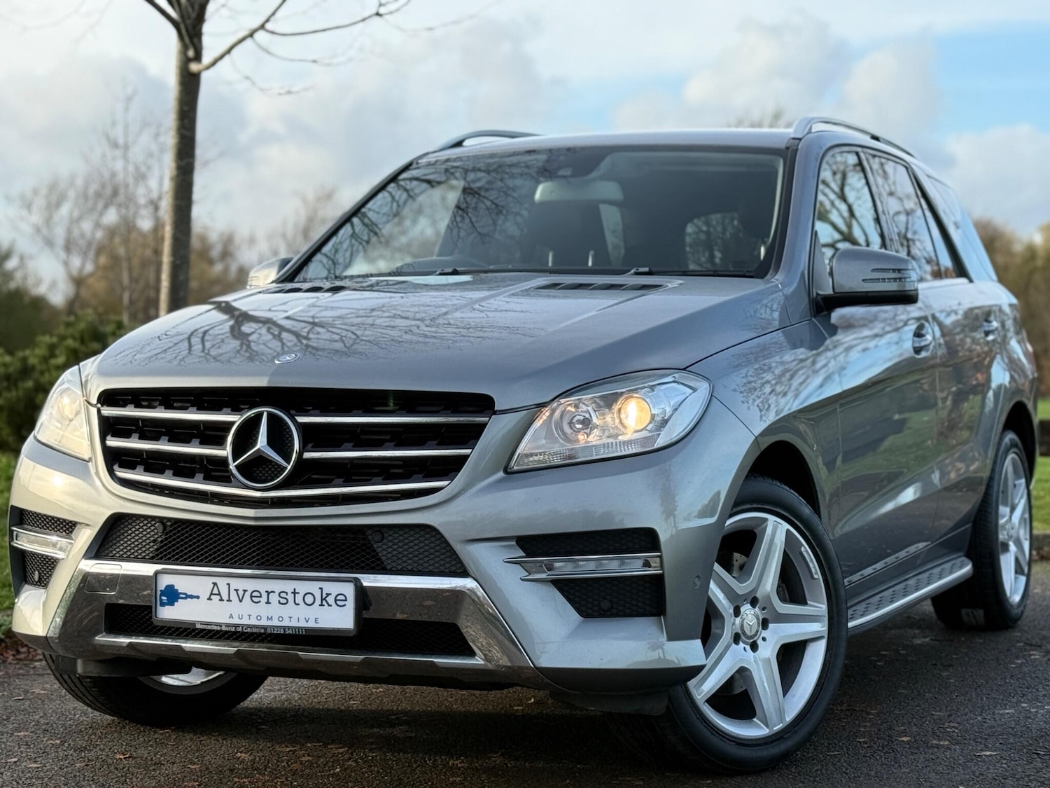 Used Mercedes-Benz M Class 2014 for sale - 76573331: Photo 1