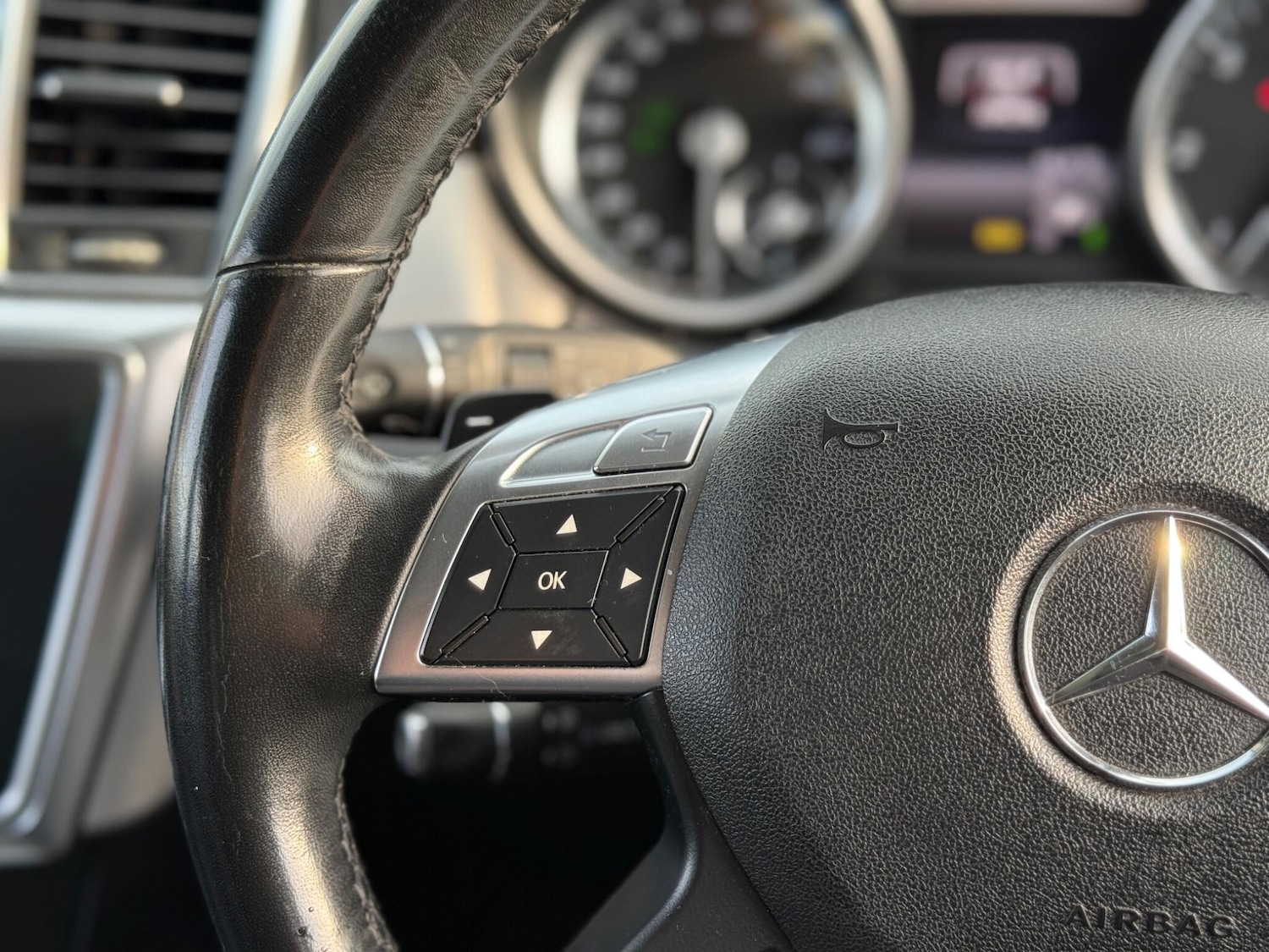 Used Mercedes-Benz M Class 2014 for sale - 76573331: Photo 28