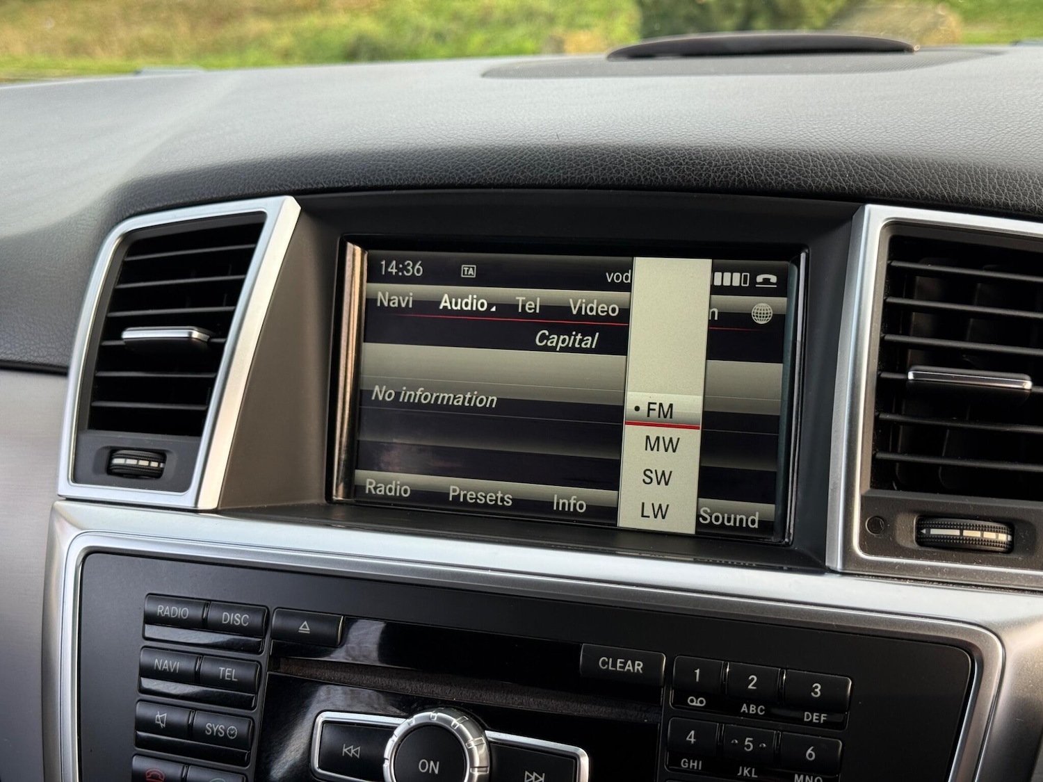 Used Mercedes-Benz M Class 2014 for sale - 76573331: Photo 32