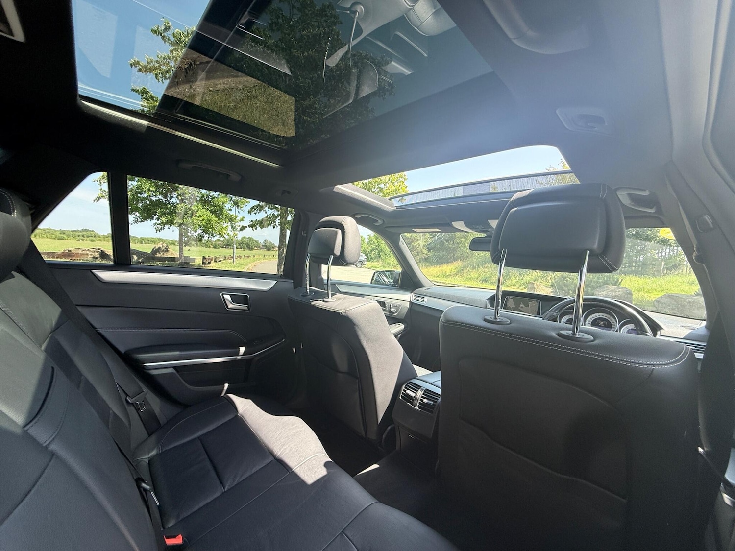 Used Mercedes-Benz E Class 2015 for sale - 76370843: Photo 19