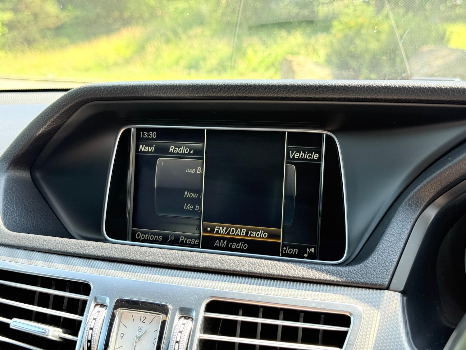 Used Mercedes-Benz E Class 2015 for sale - 76370843: Photo 31