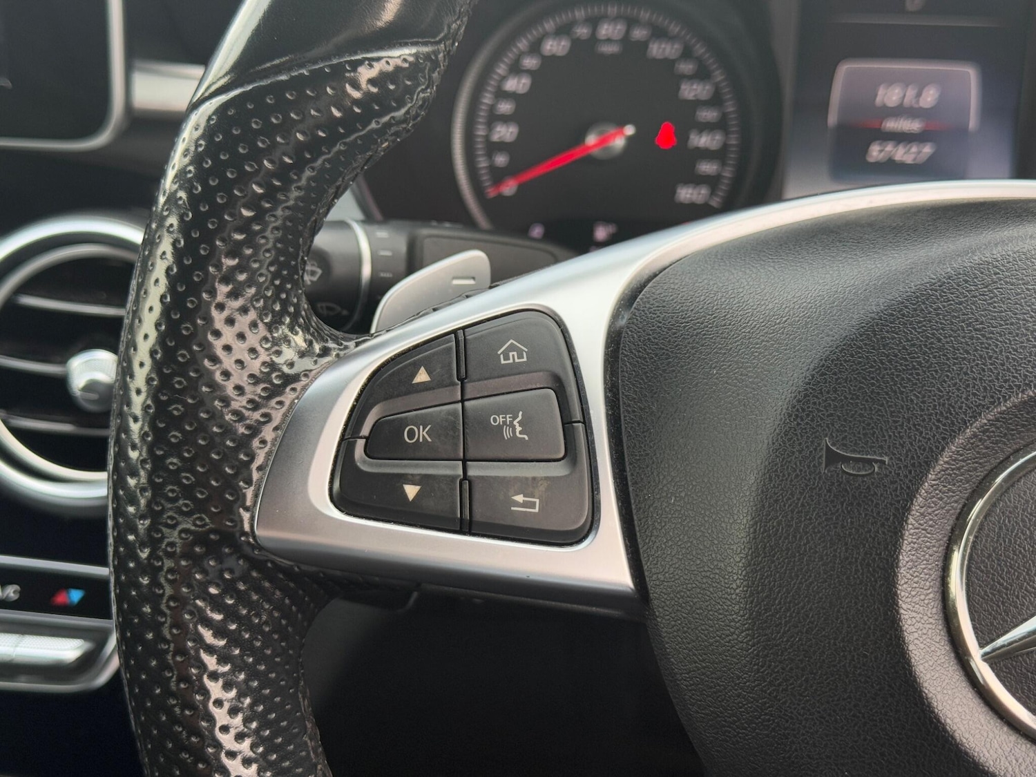 Used Mercedes-Benz C Class 2014 for sale - 76458149: Photo 28