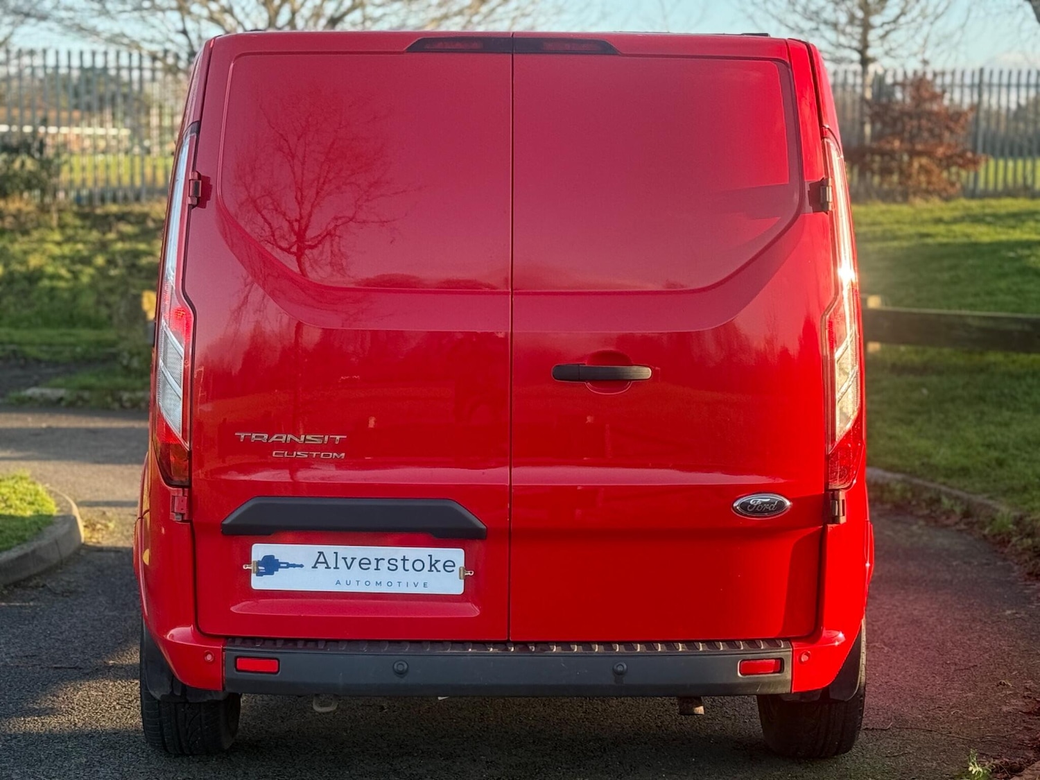Used Ford Transit Custom 2018 for sale - 77015280: Photo 10