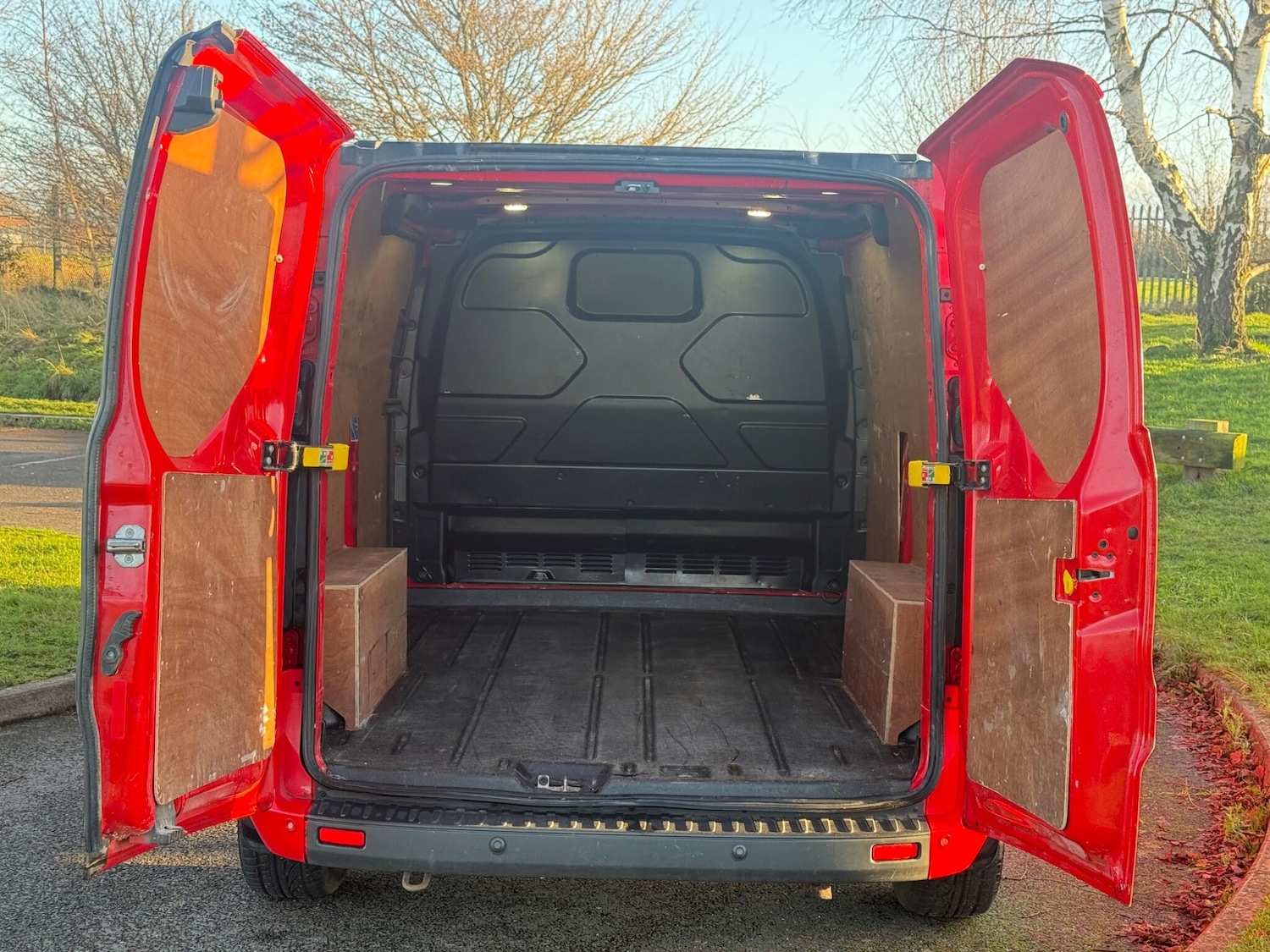 Used Ford Transit Custom 2018 for sale - 77015280: Photo 11