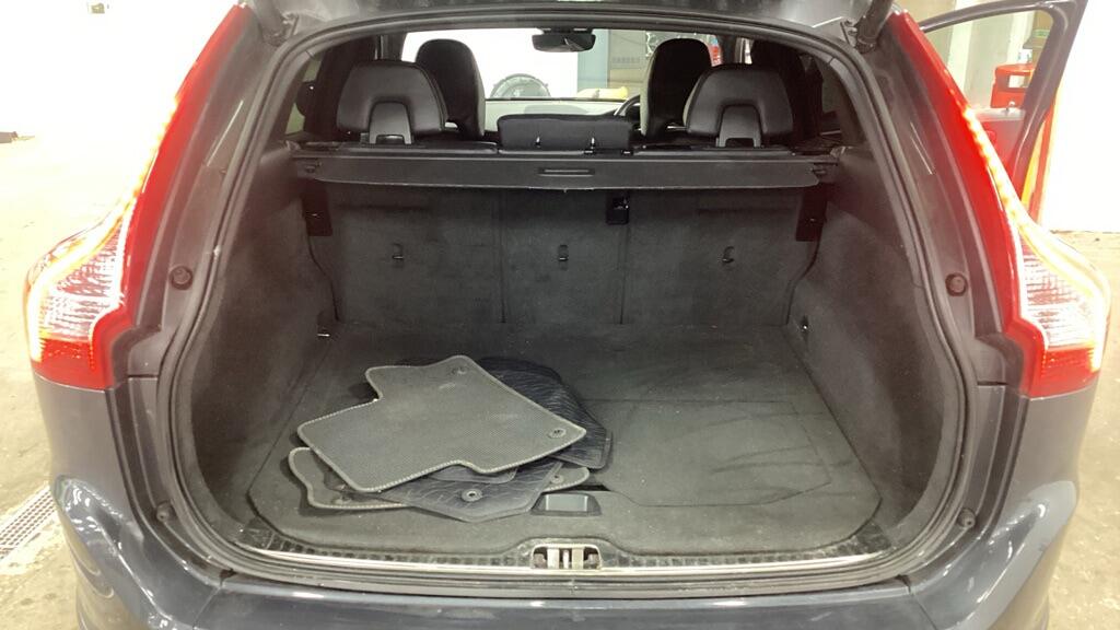 Used Volvo XC60 2014 for sale - 77359215: Photo 7