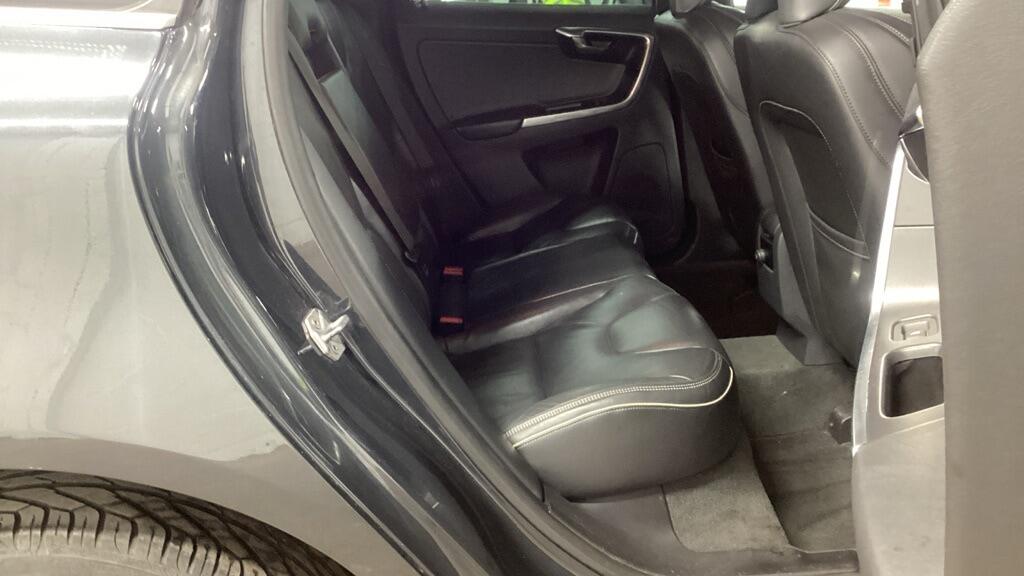 Used Volvo XC60 2014 for sale - 77359215: Photo 8