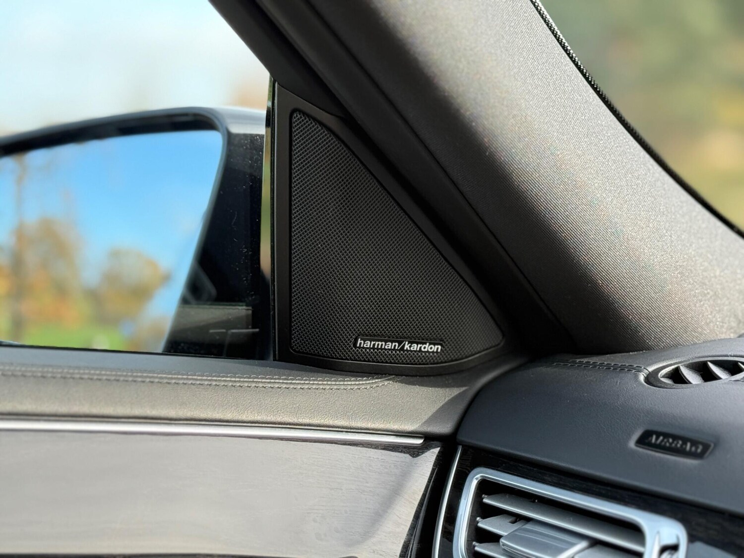 Used Mercedes-Benz E Class 2015 for sale - 76550134: Photo 44