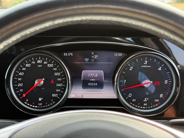 Used Mercedes-Benz E-Class 2018 for sale - 75543926: Photo 25
