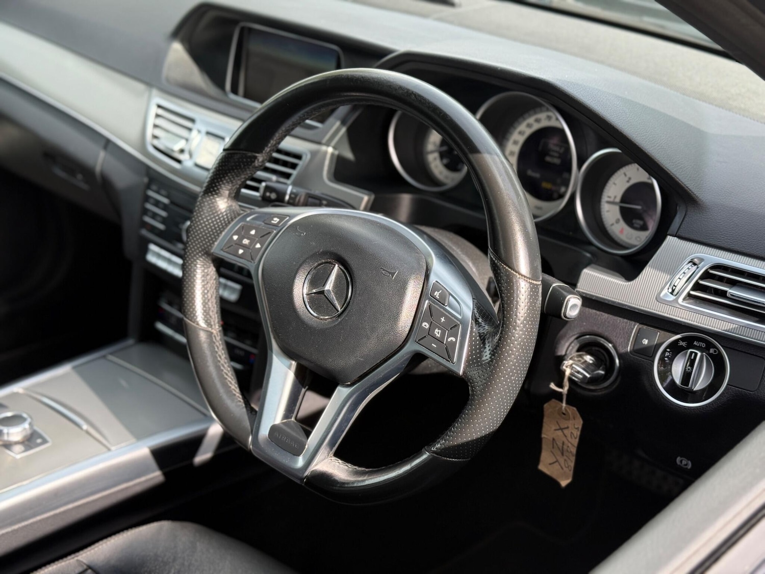 Used Mercedes-Benz E Class 2016 for sale - 75543794: Photo 20