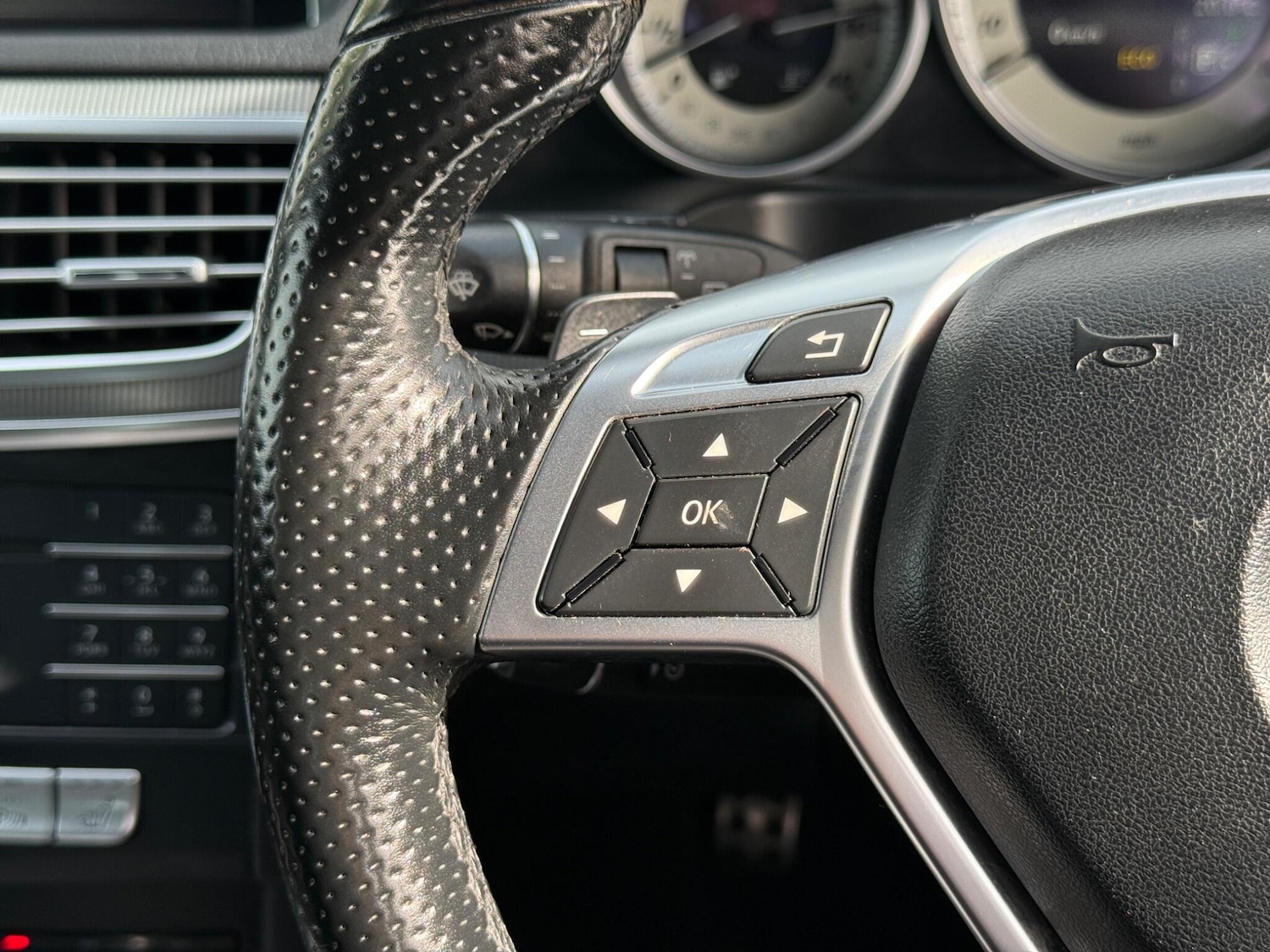 Used Mercedes-Benz E Class 2016 for sale - 75543794: Photo 34