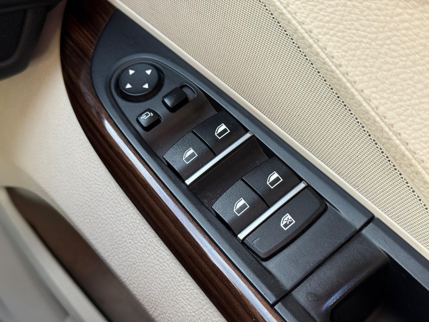 Used BMW 6 Series 2016 for sale - 77359006: Photo 44