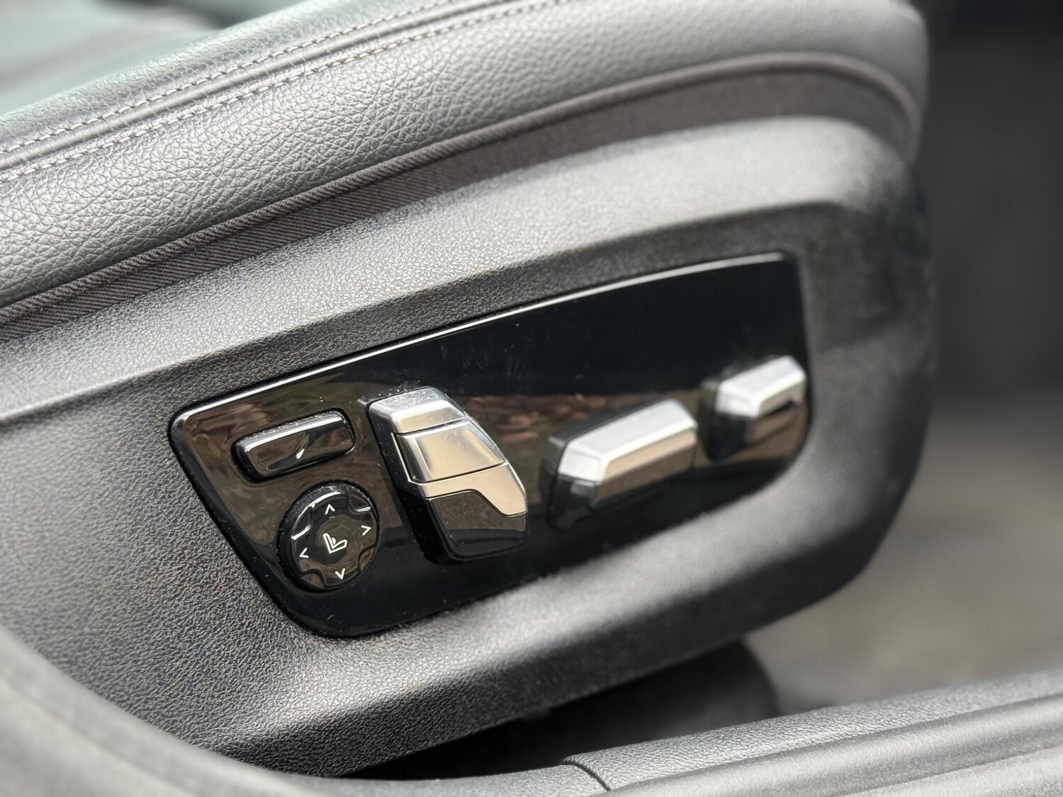 Used BMW 5 Series for sale - 77586363: Photo 54