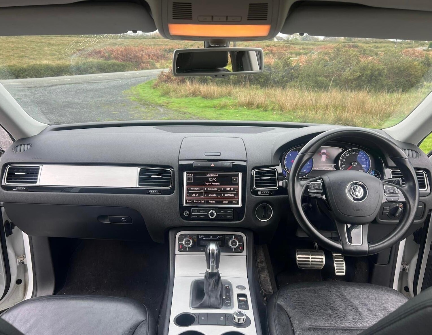 Used Volkswagen Touareg for sale - 76727168: Photo 3