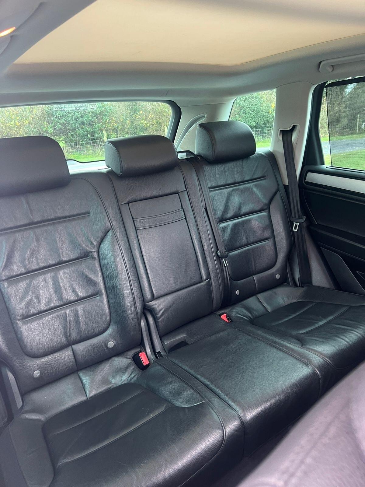 Used Volkswagen Touareg for sale - 76727168: Photo 8