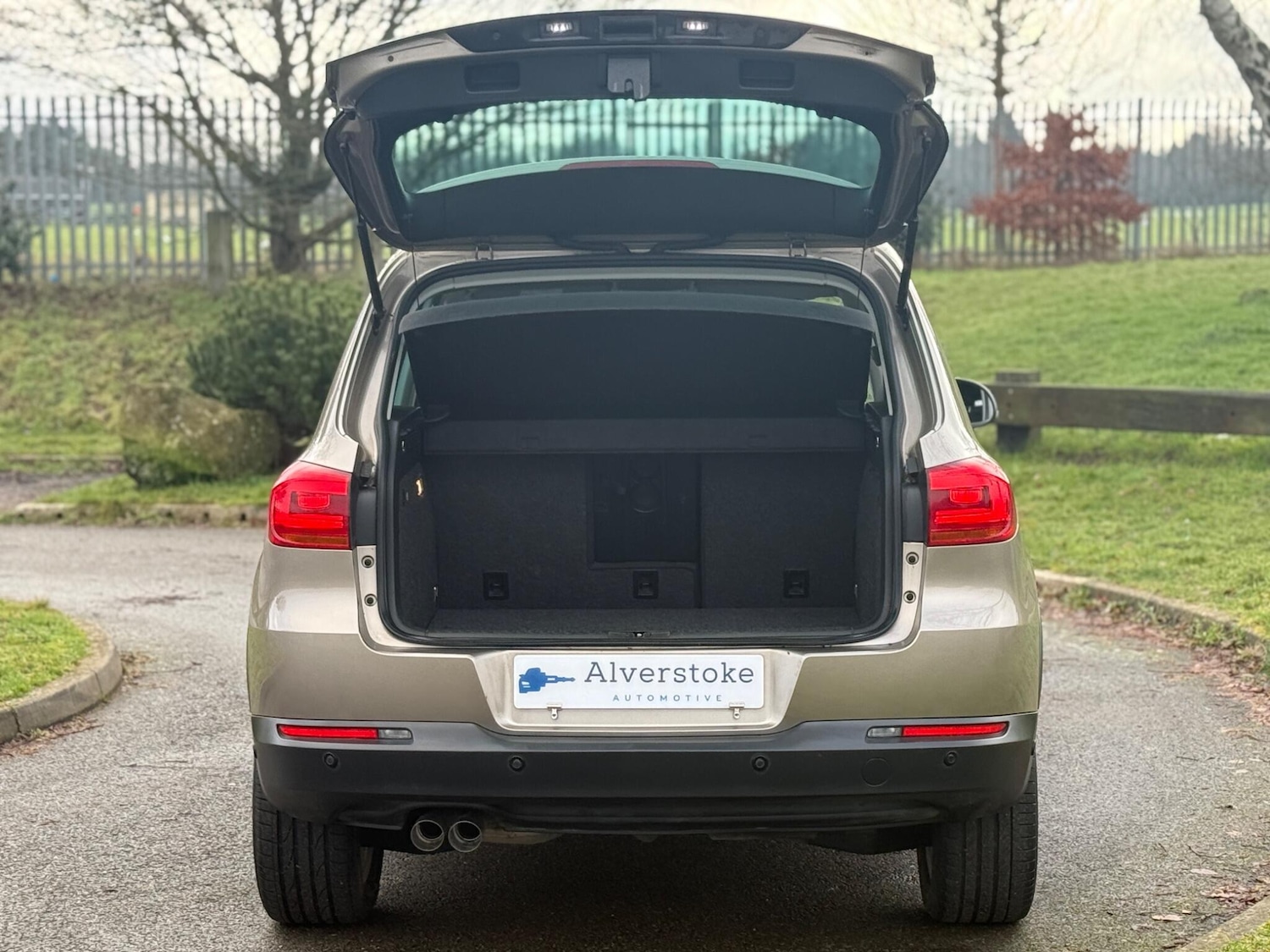 Used Volkswagen Tiguan 2016 for sale - 77237943: Photo 10