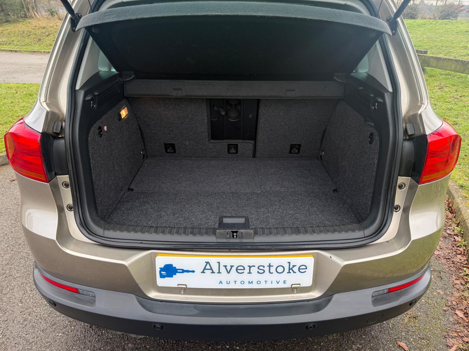 Used Volkswagen Tiguan 2016 for sale - 77237943: Photo 11