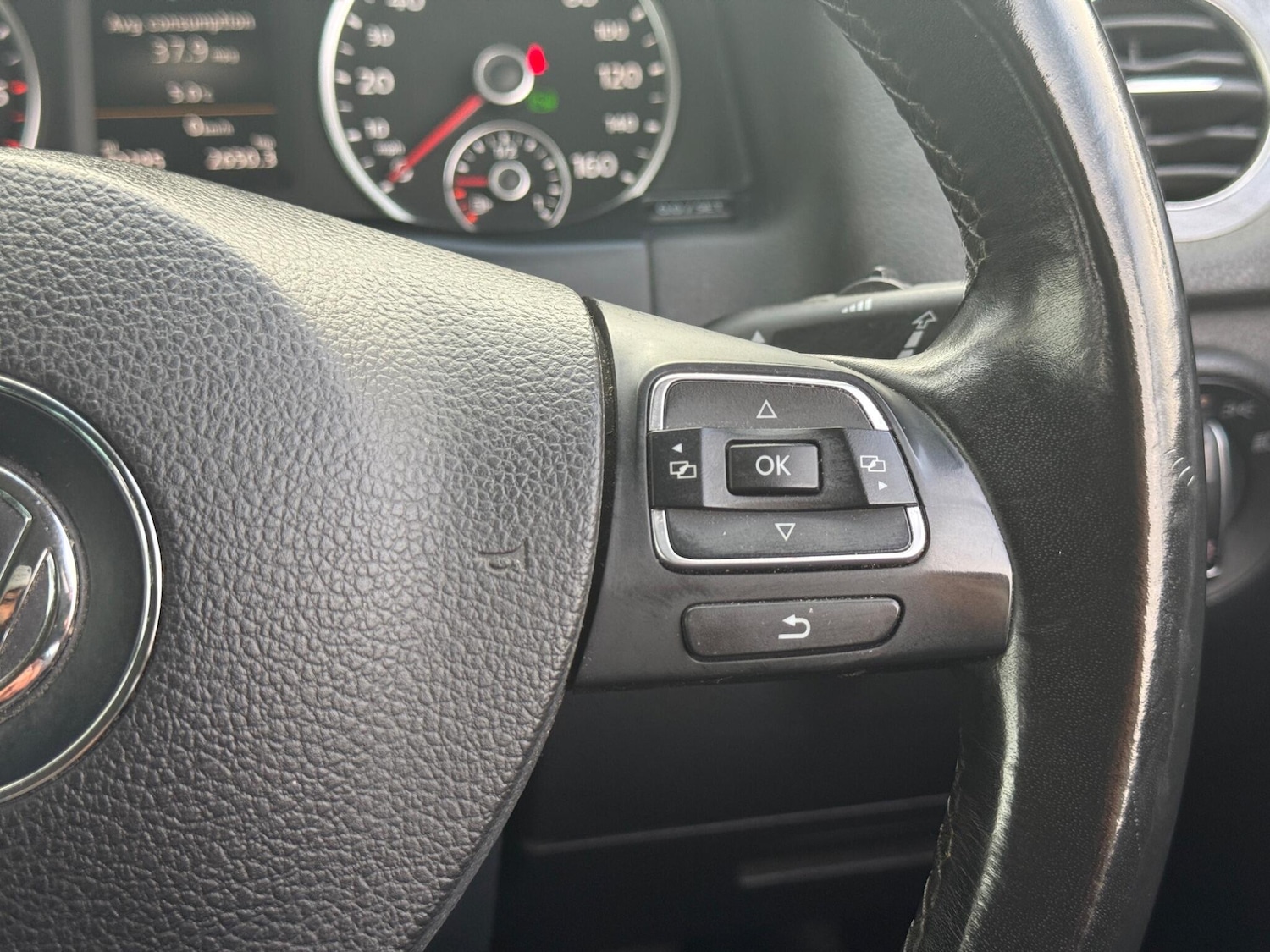 Used Volkswagen Tiguan 2016 for sale - 77237943: Photo 41