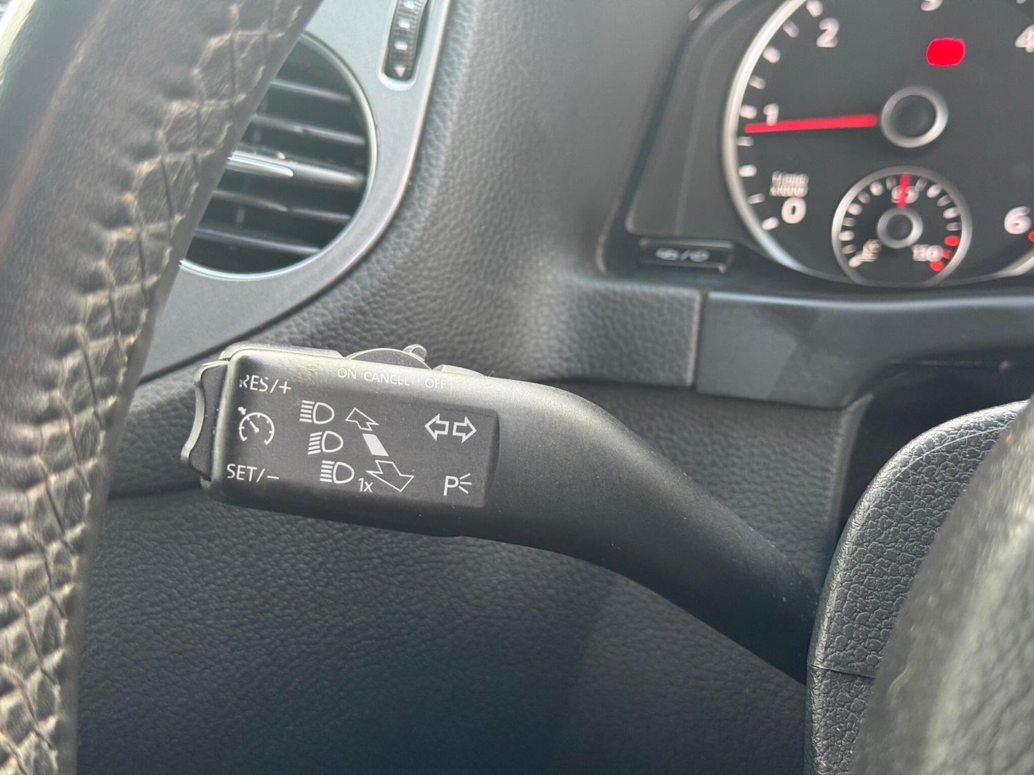 Used Volkswagen Tiguan 2016 for sale - 77237943: Photo 43