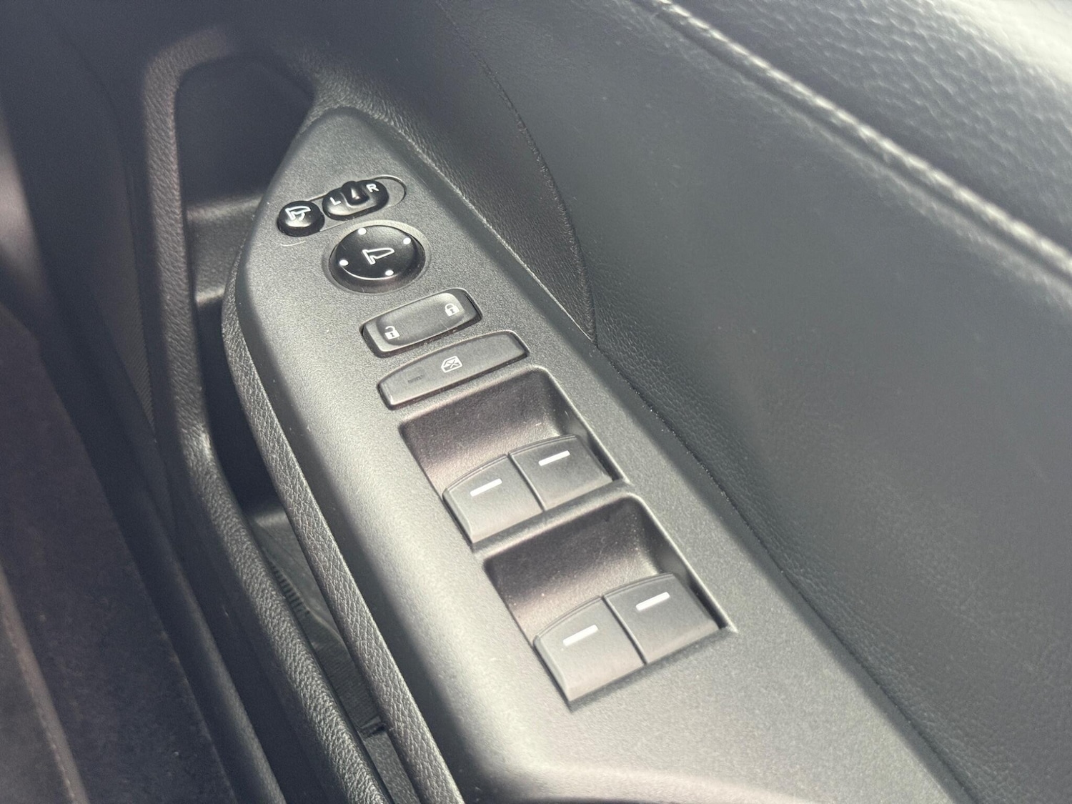 Used Honda Civic for sale - 77175932: Photo 14