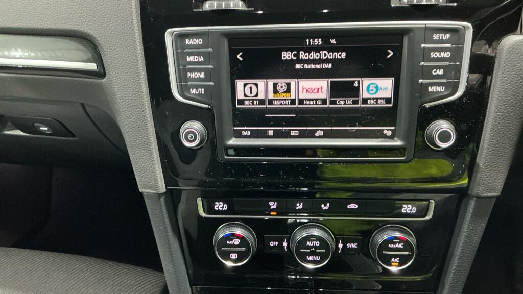 Used Volkswagen Golf 2016 for sale - 77564997: Photo 11