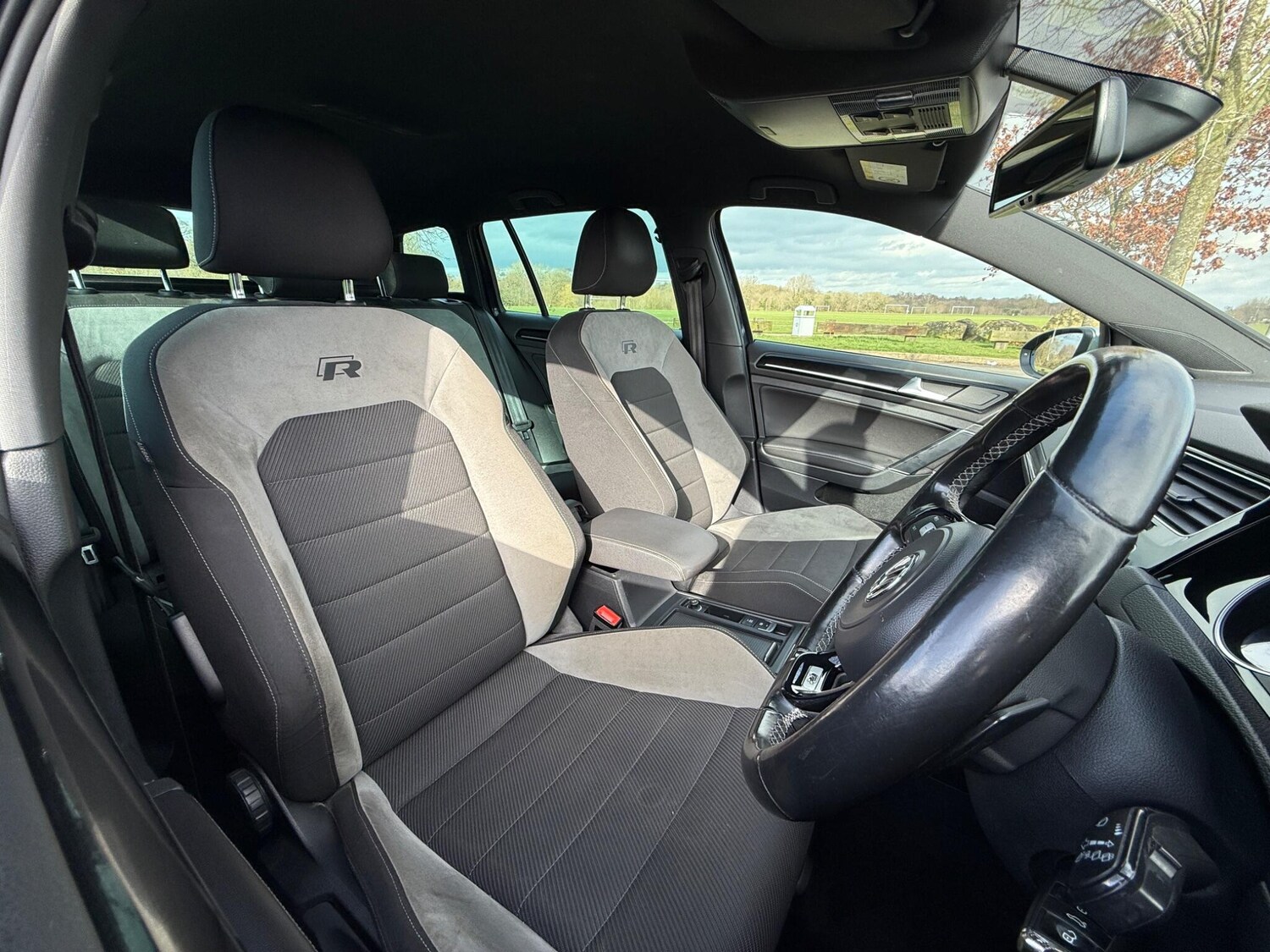 Used Volkswagen Golf 2016 for sale - 77564997: Photo 23