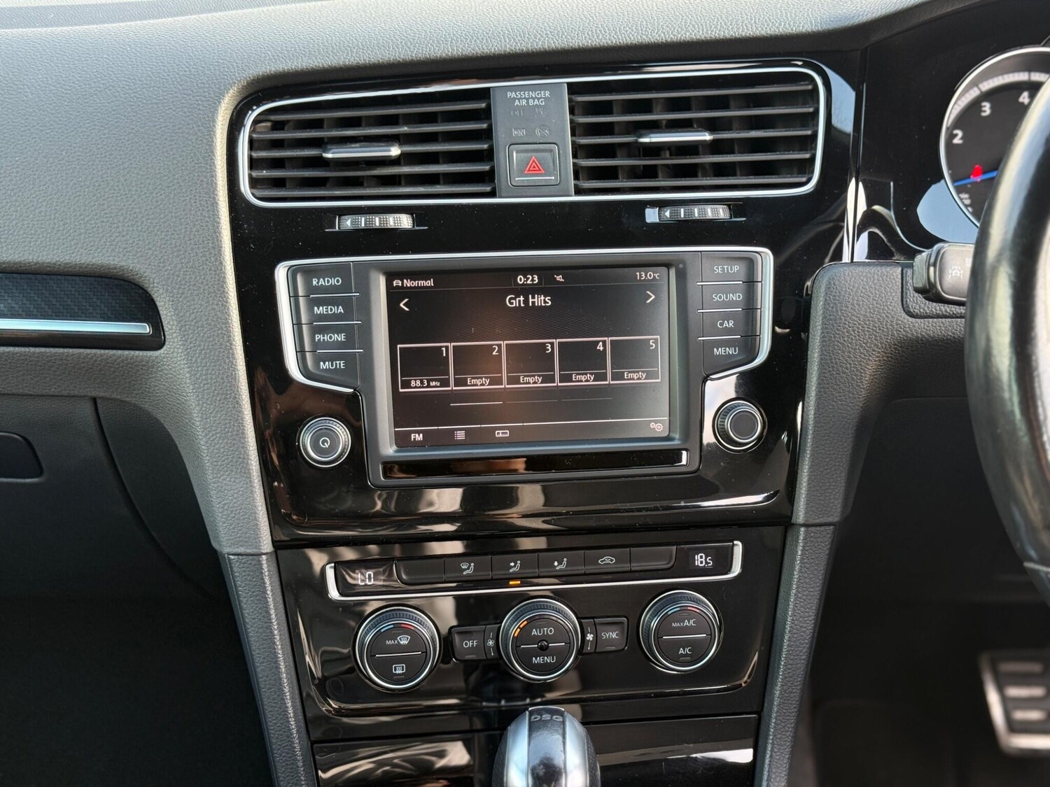 Used Volkswagen Golf 2016 for sale - 77564997: Photo 30