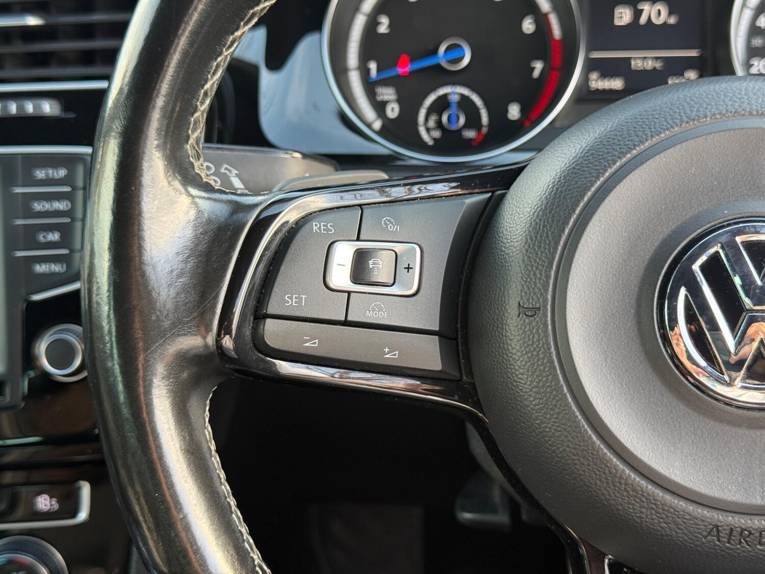 Used Volkswagen Golf 2016 for sale - 77564997: Photo 34