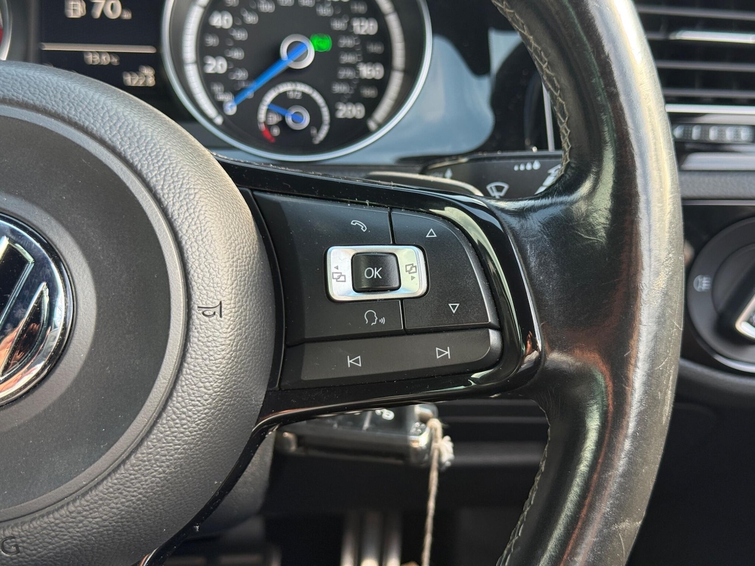 Used Volkswagen Golf 2016 for sale - 77564997: Photo 35