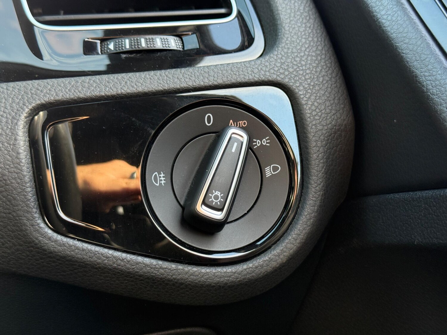 Used Volkswagen Golf 2016 for sale - 77564997: Photo 36