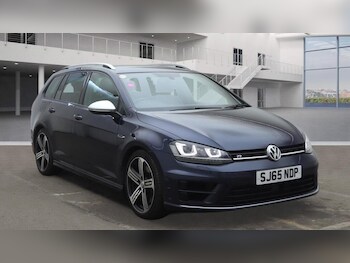 Used Volkswagen Golf 2016 for sale - 77564997: Photo
