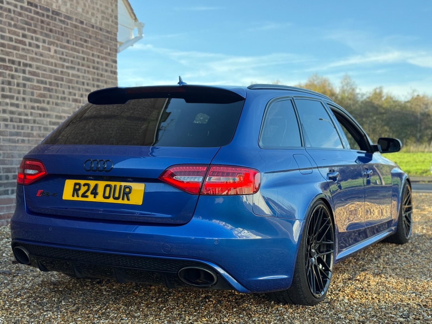 Used Audi RS4 2014 for sale - 76667079: Photo 2