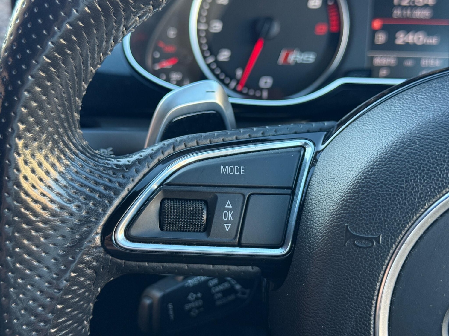 Used Audi RS4 2014 for sale - 76667079: Photo 26