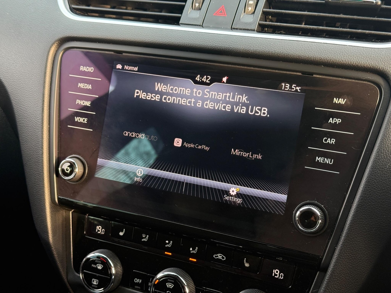 Used Skoda Octavia 2017 for sale - 77969905: Photo 35