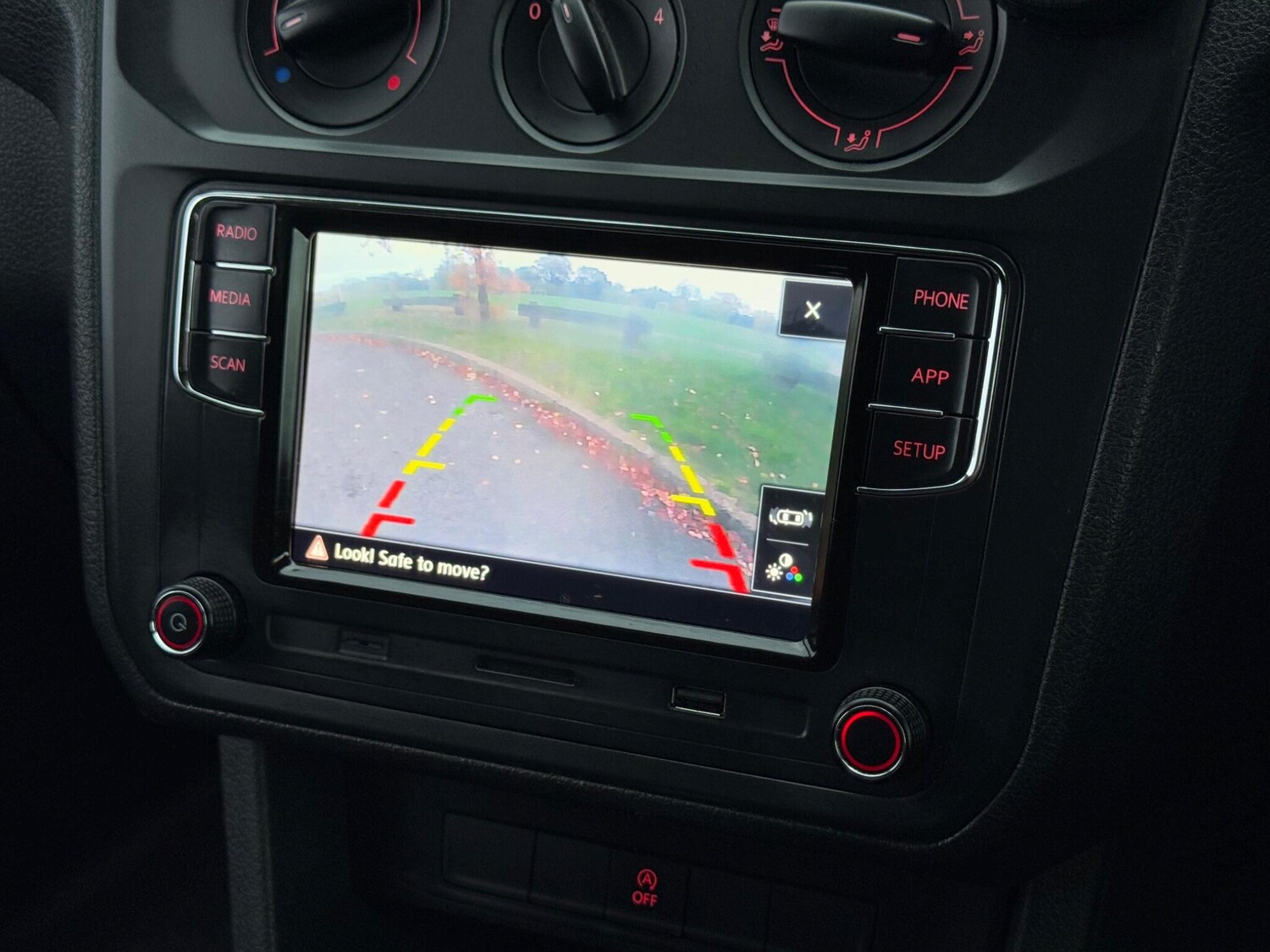 Used Volkswagen Caddy Maxi for sale - 76513059: Photo 37