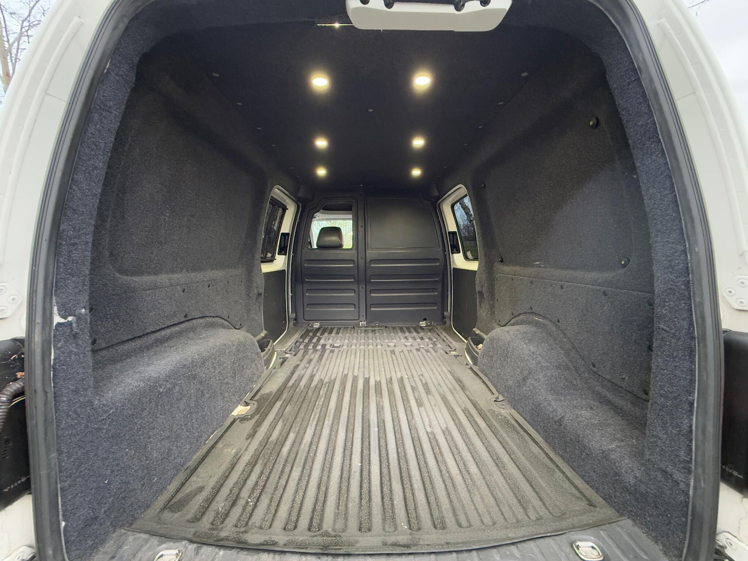 Used Volkswagen Caddy Maxi for sale - 76513059: Photo 4