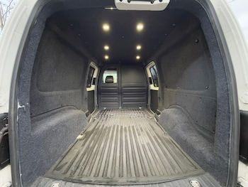 Used Volkswagen Caddy Maxi 2016 for sale - 76513059: Photo