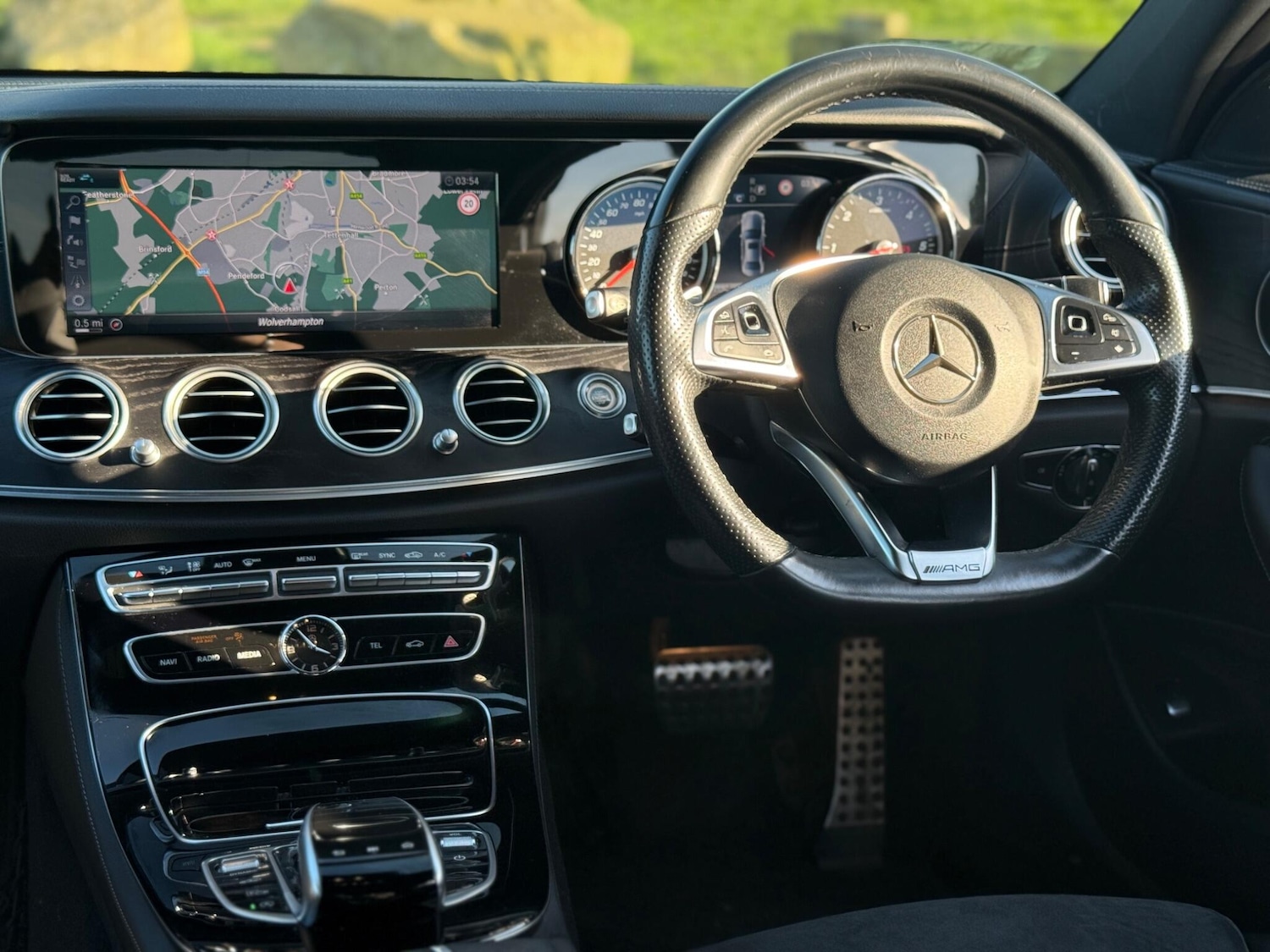 Used Mercedes-Benz E Class 2017 for sale - 77940105: Photo 32