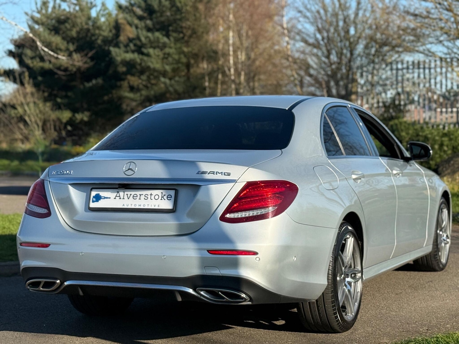 Used Mercedes-Benz E Class 2017 for sale - 77940105: Photo 4