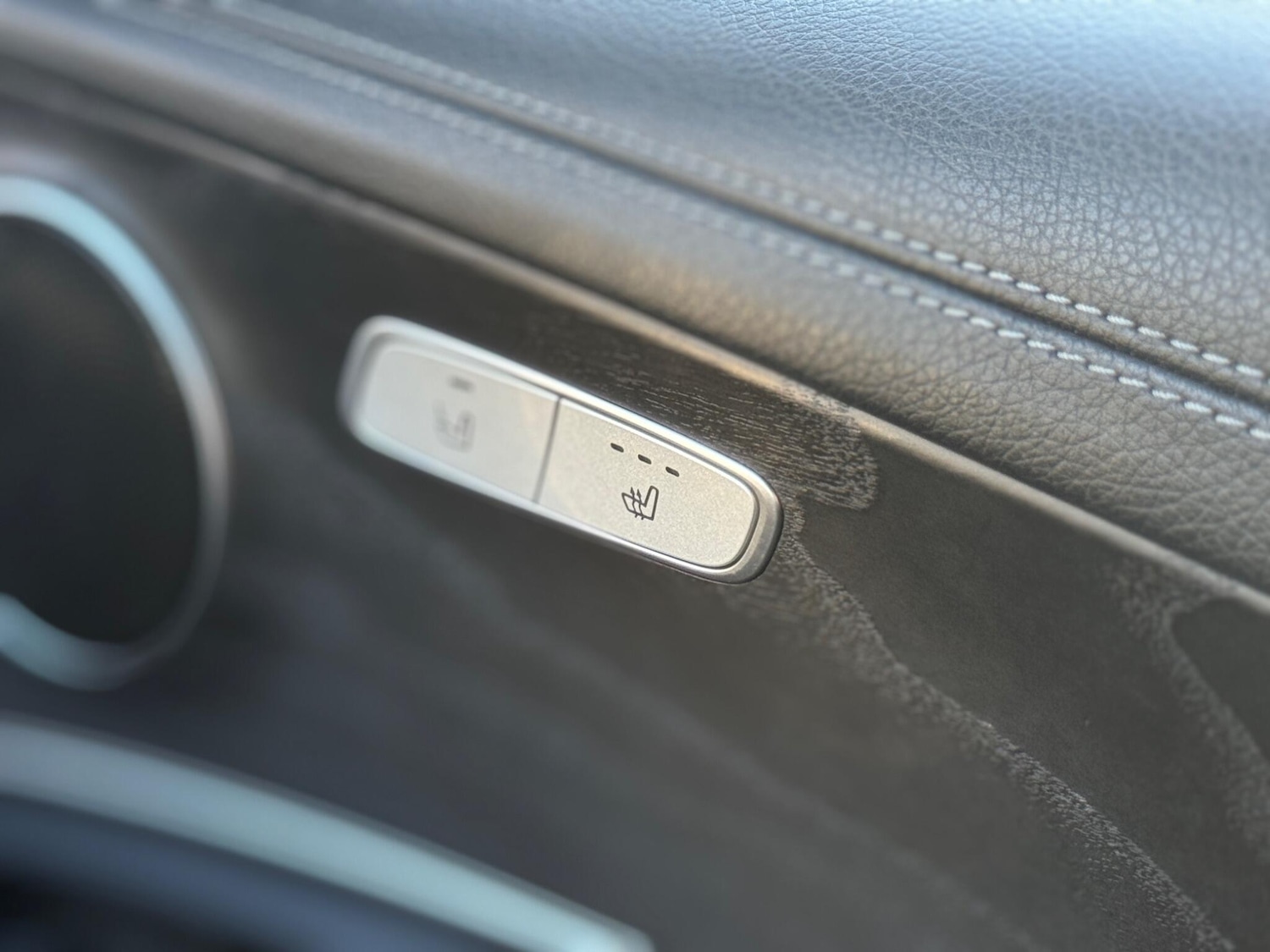 Used Mercedes-Benz E Class 2017 for sale - 77940105: Photo 42