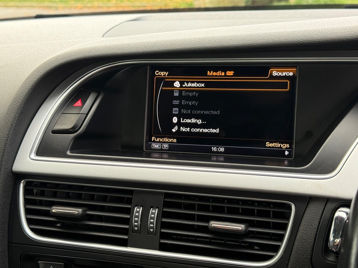 Used Audi A4 2015 for sale - 75741399: Photo 32