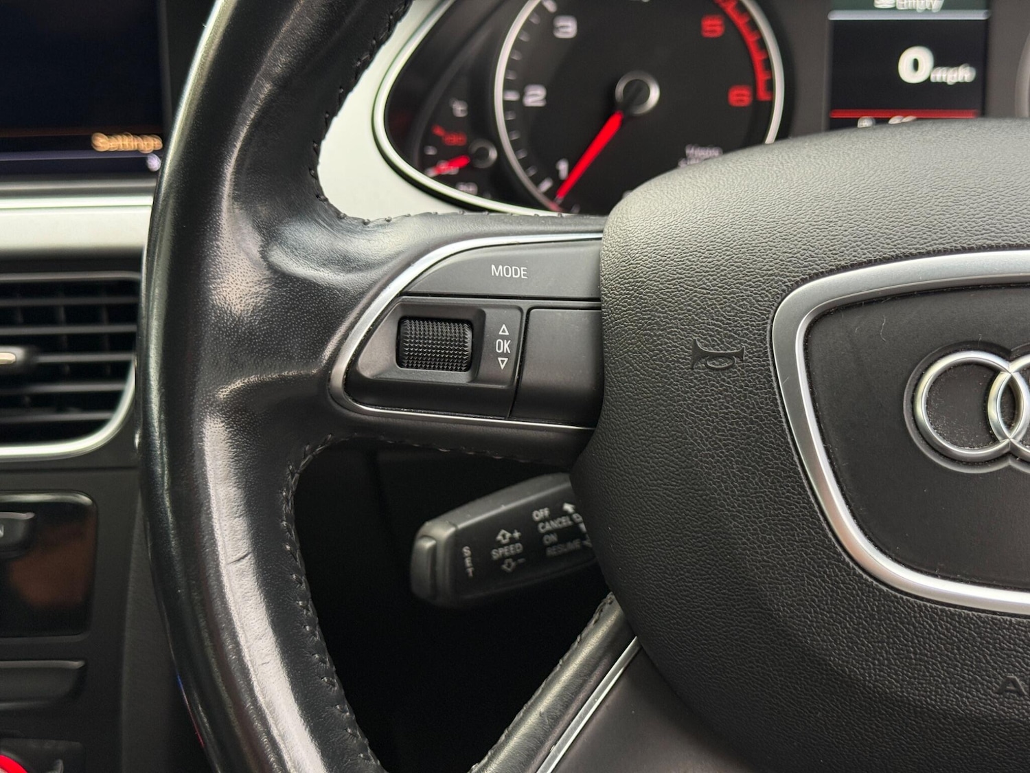 Used Audi A4 2015 for sale - 75741399: Photo 34