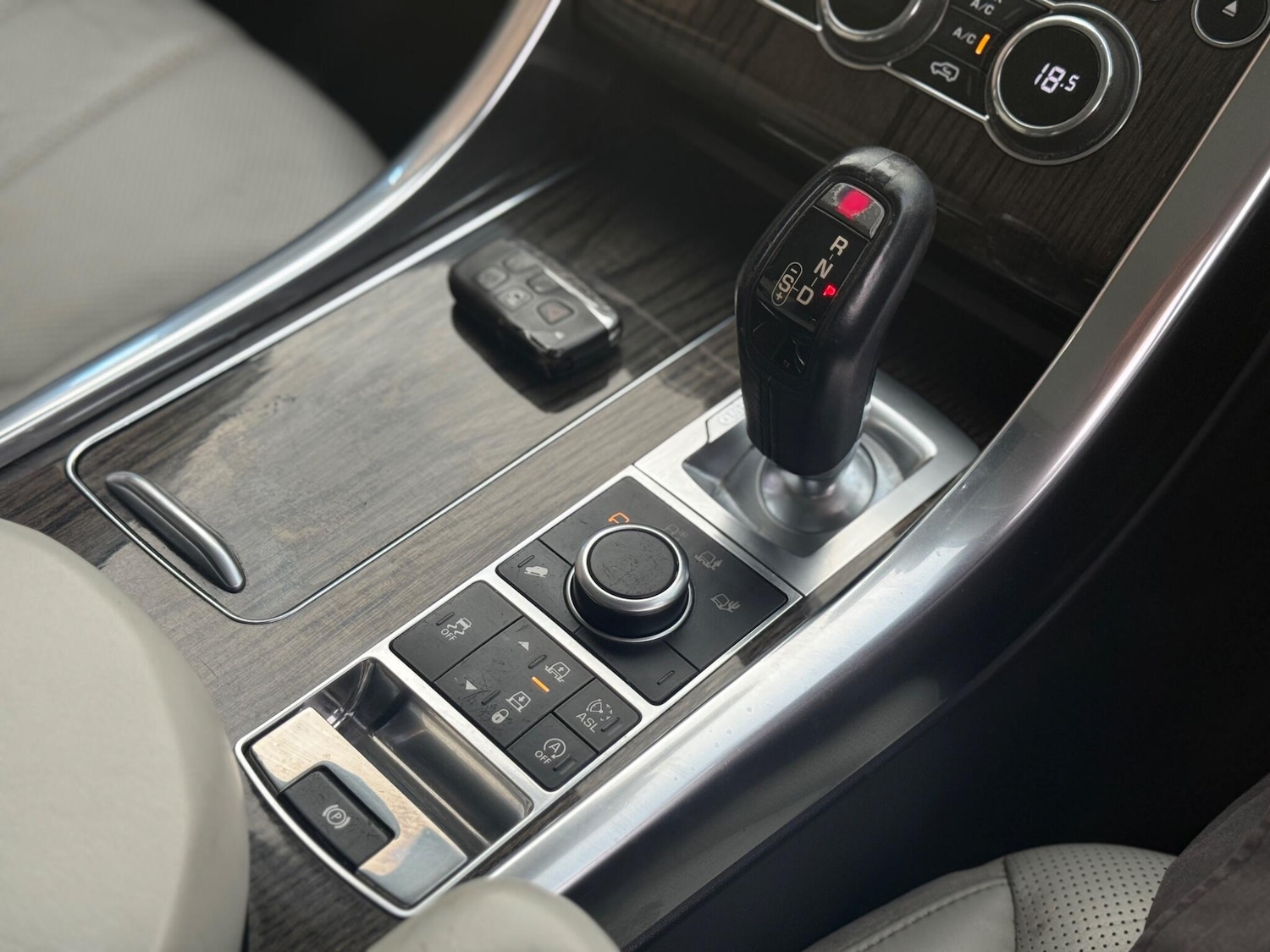 Used Land Rover Range Rover Sport 2014 for sale - 77359278: Photo 20