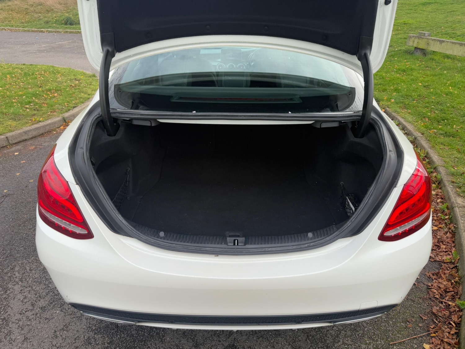 Used Mercedes-Benz C Class 2014 for sale - 76996477: Photo 13