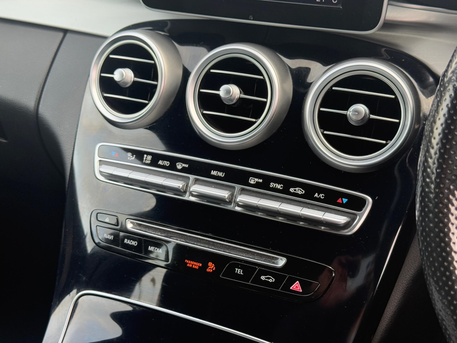 Used Mercedes-Benz C Class 2014 for sale - 76996477: Photo 30