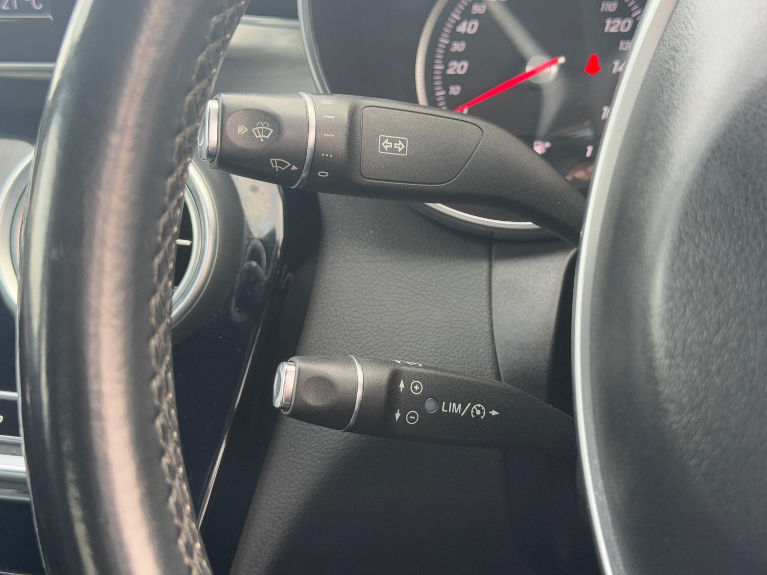 Used Mercedes-Benz C Class 2014 for sale - 76996477: Photo 31