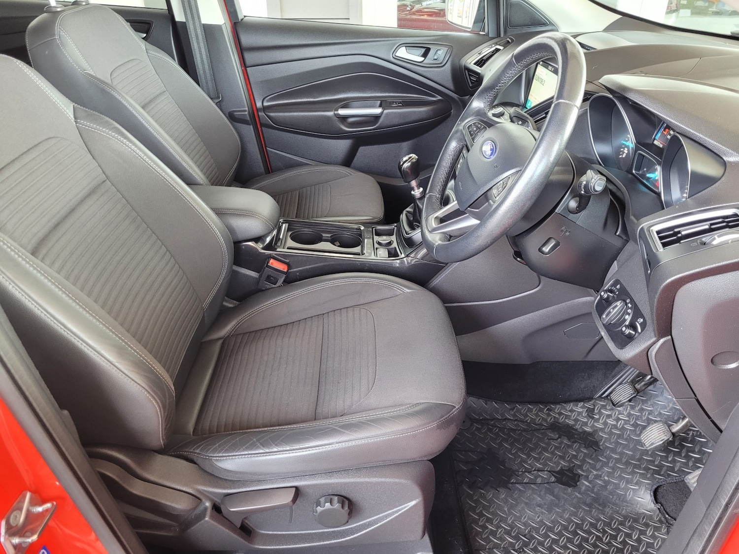 Used Ford Kuga 2017 for sale - 77968710: Photo 9